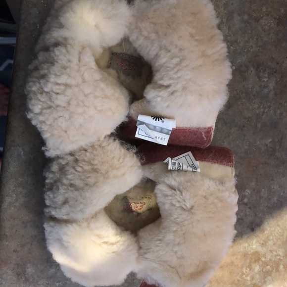 Baby Uggs - Picture 5 of 9